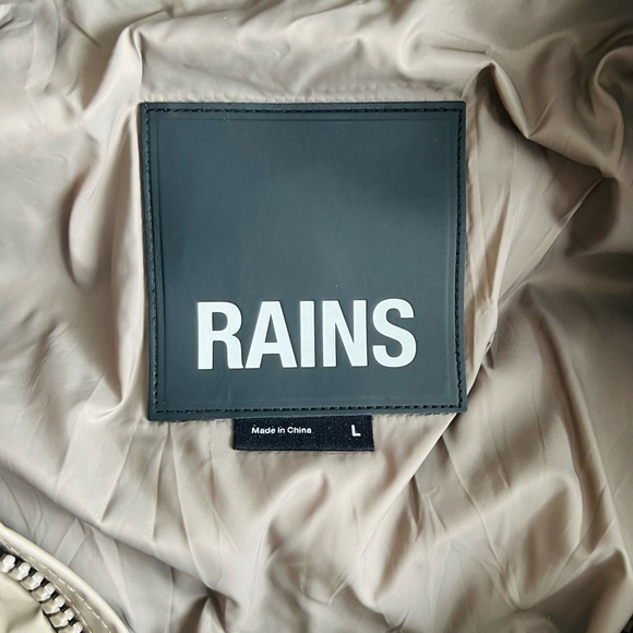 RAINS W Alta Puffer Parka- Size Large - Picture 2 of 8